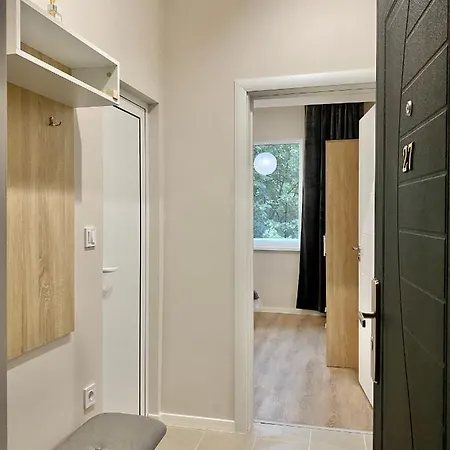 Stylish Centre For 4 Guests Apartamento *