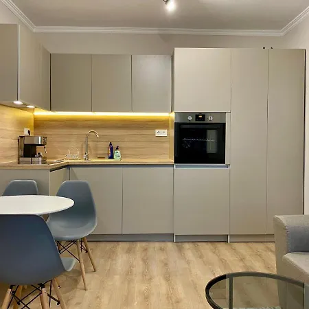 Apartman Stylish Centre For 4 Guests