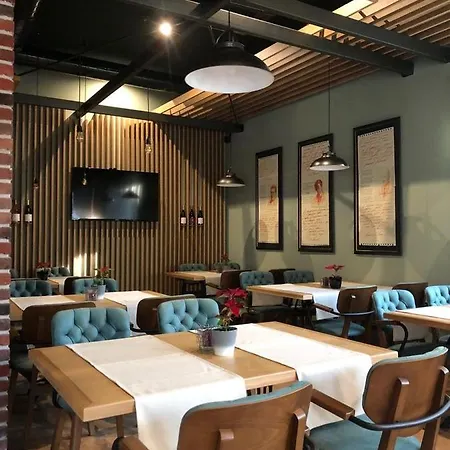 Stylish Centre For 4 Guests * Stara Zagora